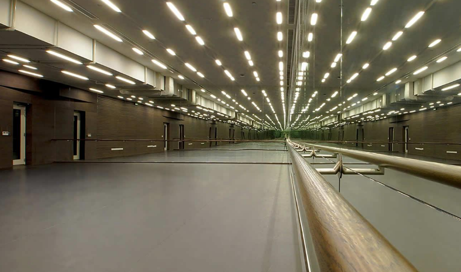 杭州舞蹈房裝修設計效果圖，杭州舞蹈工作室裝修設計案例，杭州專業(yè)舞蹈培訓機構裝修方案，杭州正規(guī)舞蹈房裝修裝潢公司，杭州大型舞蹈房裝修設計圖