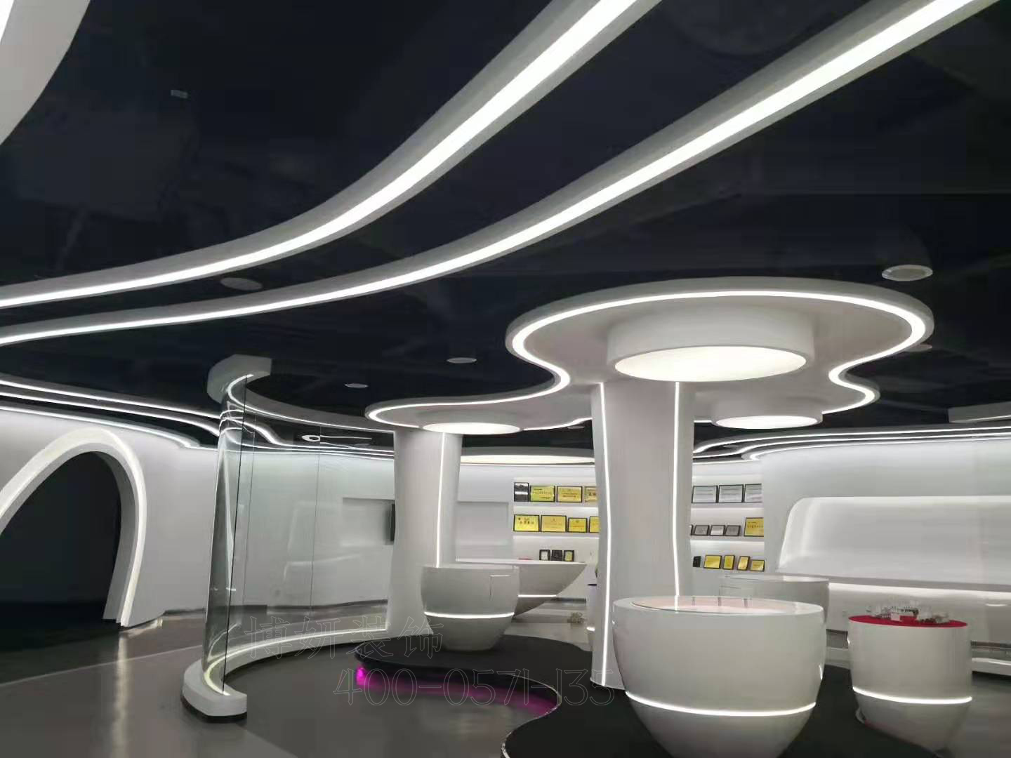 杭州展廳裝修設(shè)計，杭州優(yōu)秀多功能展廳設(shè)計案例分析，杭州多媒體展廳展示設(shè)計，杭州優(yōu)秀展廳平面設(shè)計圖，杭州專業(yè)展廳裝修設(shè)計公司，杭州企業(yè)展廳效果圖，杭州公司大廳裝修設(shè)計